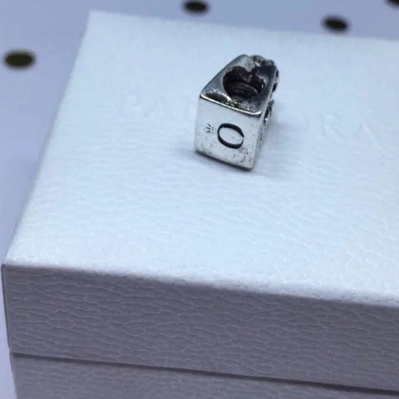 PANDORA CHARM - Picture 5 of 12